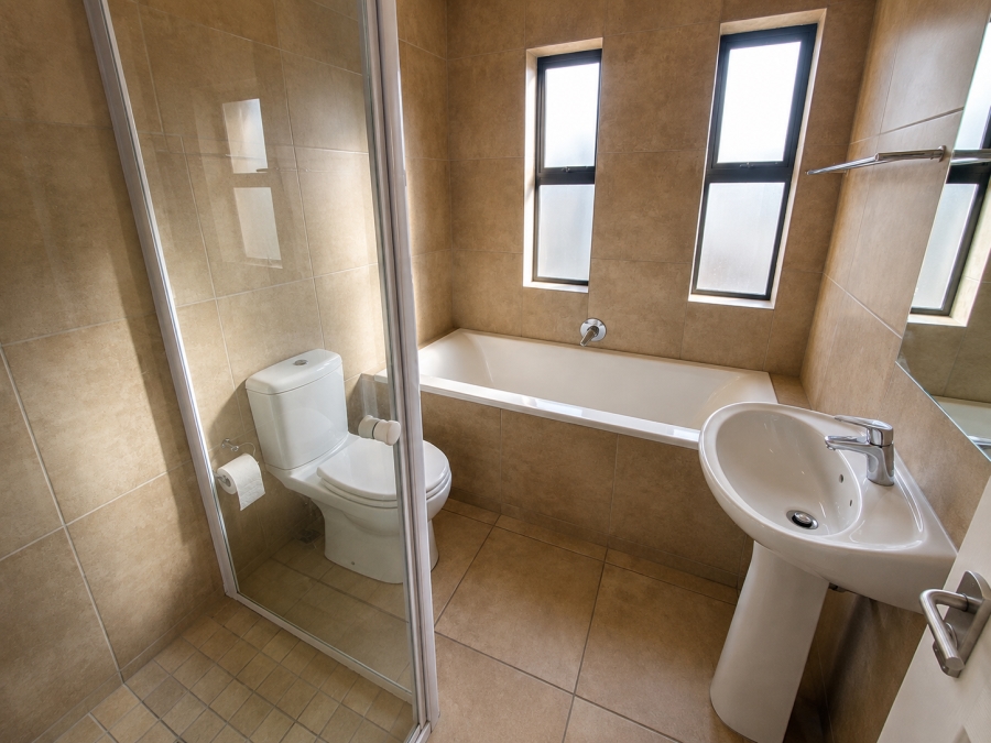 To Let 3 Bedroom Property for Rent in Brackenfell Central Western Cape